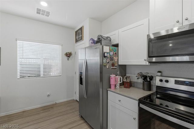 4760 Equinox Sky Avenue 2, North Las Vegas, NV 89084