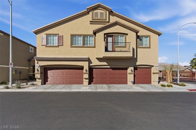 4760 Equinox Sky Avenue 2, North Las Vegas, NV 89084