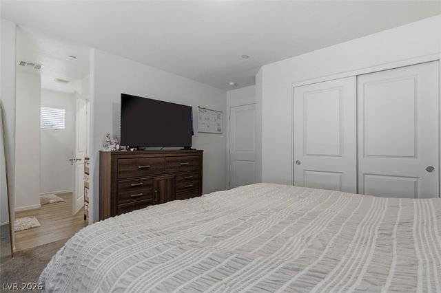 4760 Equinox Sky Avenue 2, North Las Vegas, NV 89084