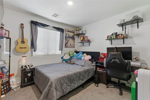 4760 Equinox Sky Avenue 2, North Las Vegas, NV 89084