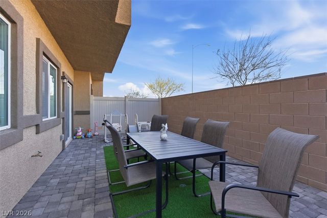 4760 Equinox Sky Avenue 2, North Las Vegas, NV 89084