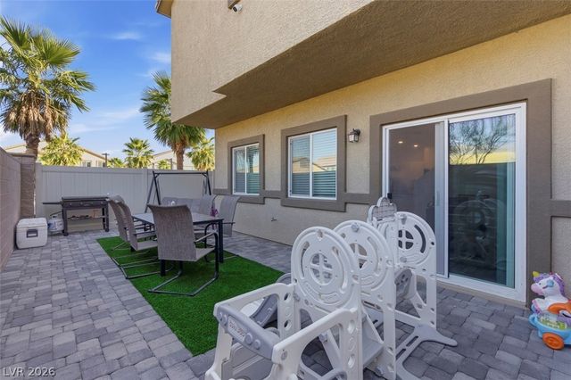 4760 Equinox Sky Avenue 2, North Las Vegas, NV 89084