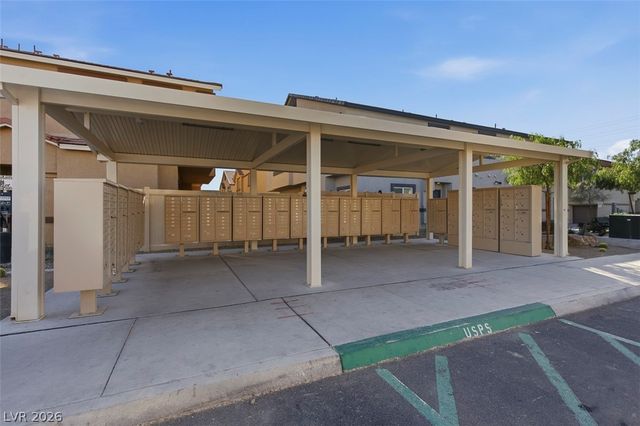 4760 Equinox Sky Avenue 2, North Las Vegas, NV 89084