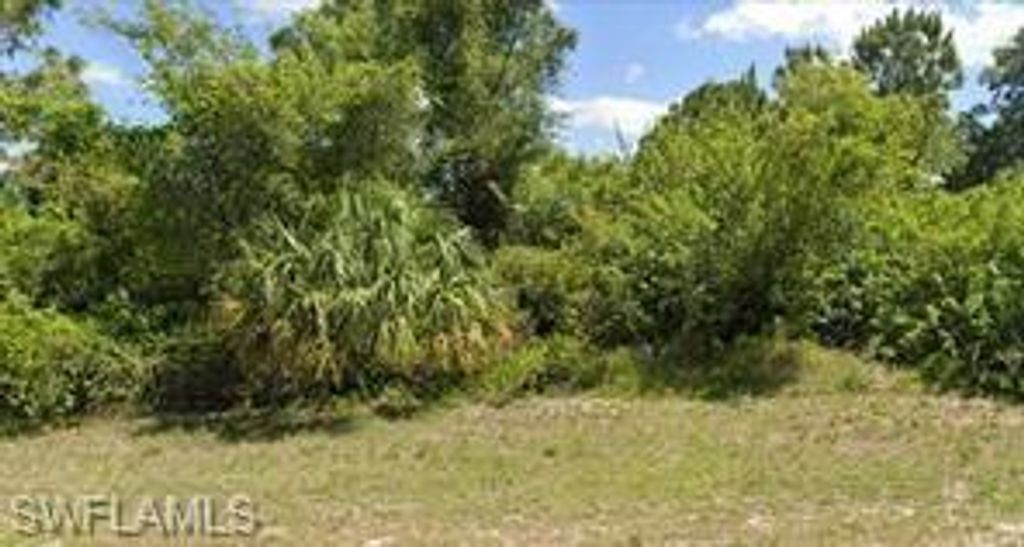870 Sunrise BLVD, LEHIGH ACRES, FL 33974 — exterior