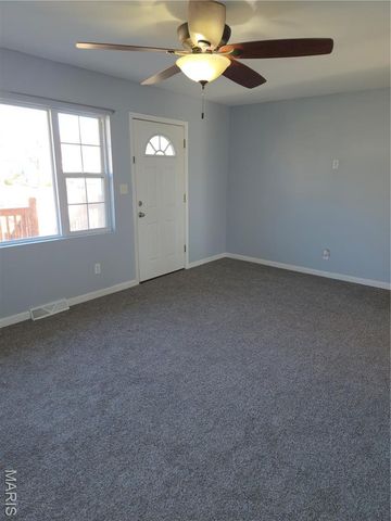 228 Willowrun Drive, Moro, IL 62067