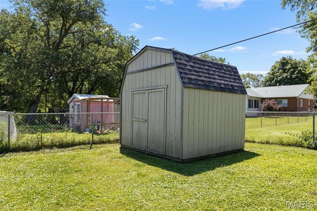 228 Willowrun Drive, Moro, IL 62067