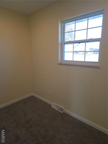 228 Willowrun Drive, Moro, IL 62067