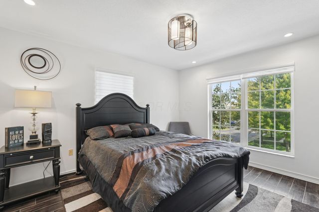 3727 Rubythroat Drive, 19, Columbus, OH 43230
