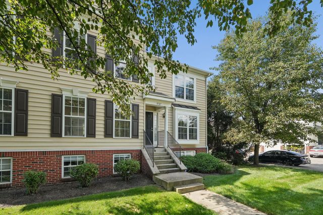 3727 Rubythroat Drive, 19, Columbus, OH 43230