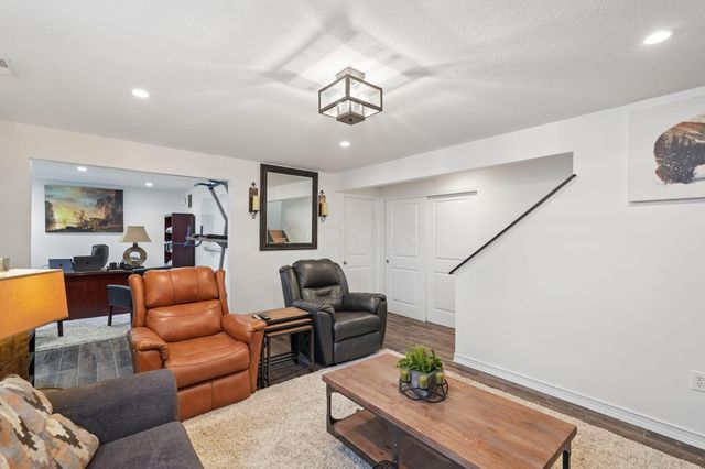 3727 Rubythroat Drive, 19, Columbus, OH 43230