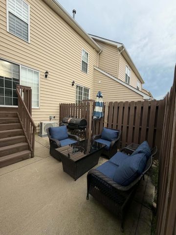 3727 Rubythroat Drive, 19, Columbus, OH 43230