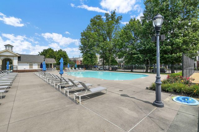 3727 Rubythroat Drive, 19, Columbus, OH 43230