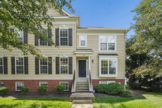 3727 Rubythroat Drive, 19, Columbus, OH 43230