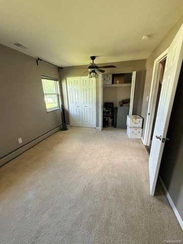 4177 Conne Mara Lane, Waterford Charter Township, MI 48329