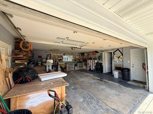 4177 Conne Mara Lane, Waterford Charter Township, MI 48329