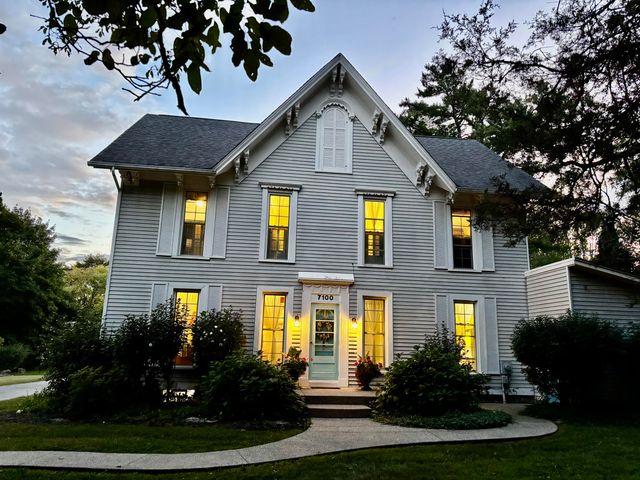 7100 Wing Lake Road, Bloomfield Twp, MI 48301