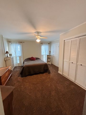 7100 Wing Lake Road, Bloomfield Twp, MI 48301