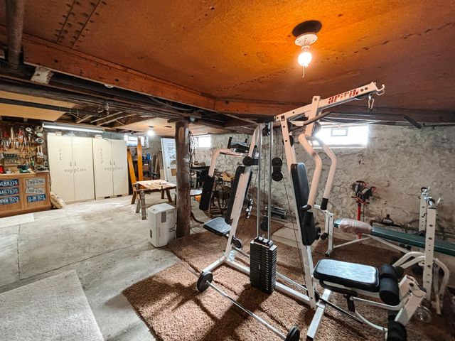 7100 Wing Lake Road, Bloomfield Twp, MI 48301