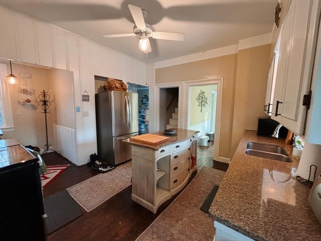 7100 Wing Lake Road, Bloomfield Twp, MI 48301