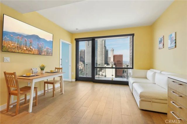 400 S Broadway 3406, Los Angeles, CA 90013