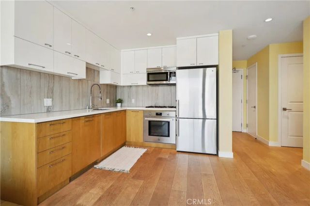 400 S Broadway 3406, Los Angeles, CA 90013