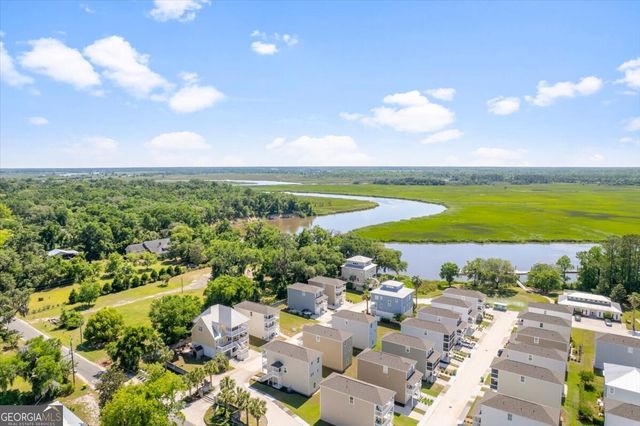 102 Cathead Lane, Darien, GA 31305