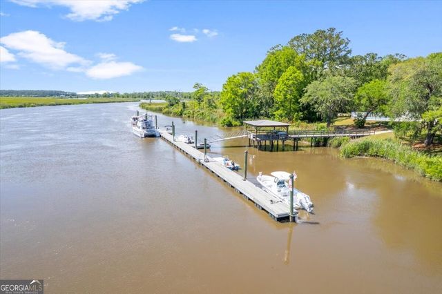 102 Cathead Lane, Darien, GA 31305