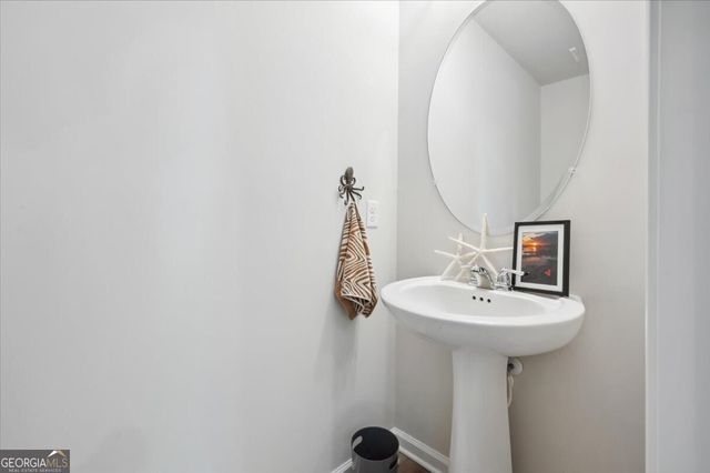 102 Cathead Lane, Darien, GA 31305