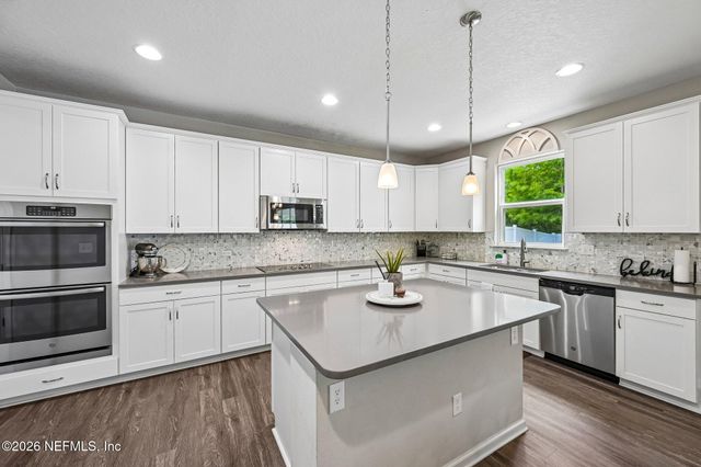 1919 SILO OAKS Place, Middleburg, FL 32068