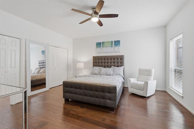 1022 Trapper Hill Drive, Houston, TX 77077