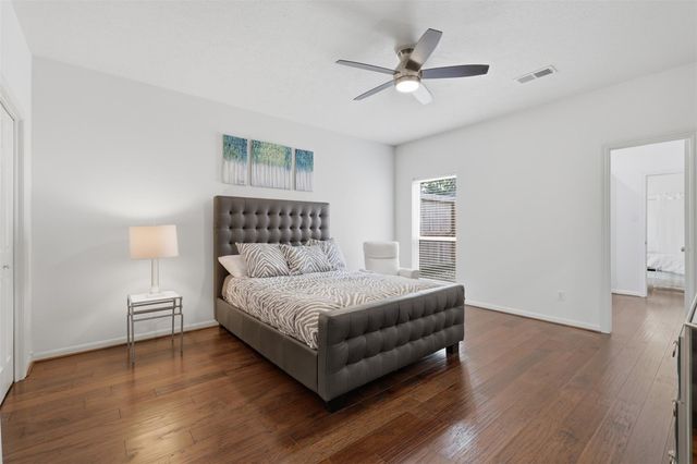 1022 Trapper Hill Drive, Houston, TX 77077