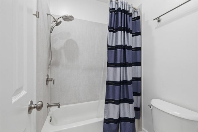 1022 Trapper Hill Drive, Houston, TX 77077
