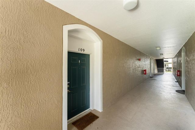 582 BRANTLEY TERRACE WAY 109, Altamonte Springs, FL 32714