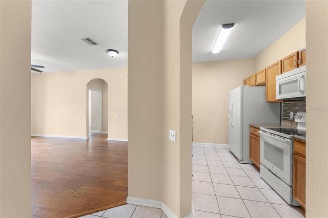 582 BRANTLEY TERRACE WAY 109, Altamonte Springs, FL 32714