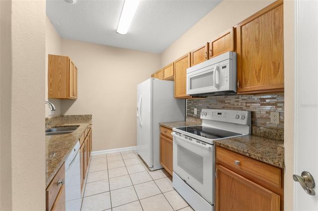 582 BRANTLEY TERRACE WAY 109, Altamonte Springs, FL 32714