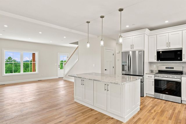 36 Grimstone Drive, Belmont, NH 03220
