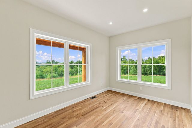 36 Grimstone Drive, Belmont, NH 03220