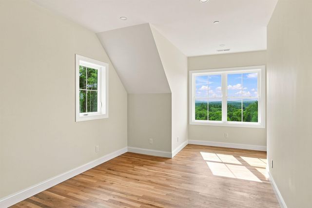 36 Grimstone Drive, Belmont, NH 03220