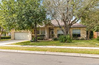 141 Oak Knoll, Boerne, TX 78006