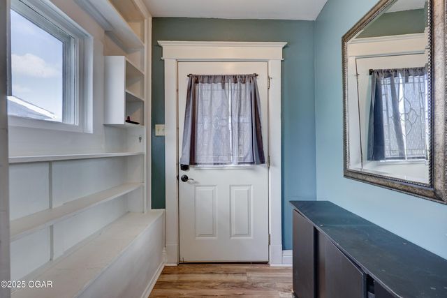 1404 S Sergeant Avenue, Joplin, MO 64804