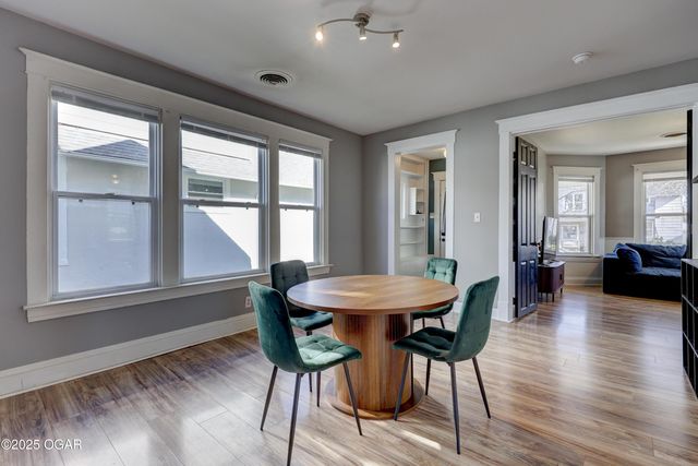 1404 S Sergeant Avenue, Joplin, MO 64804