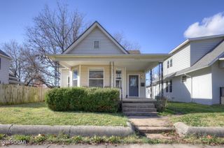 1404 S Sergeant Avenue, Joplin, MO 64804