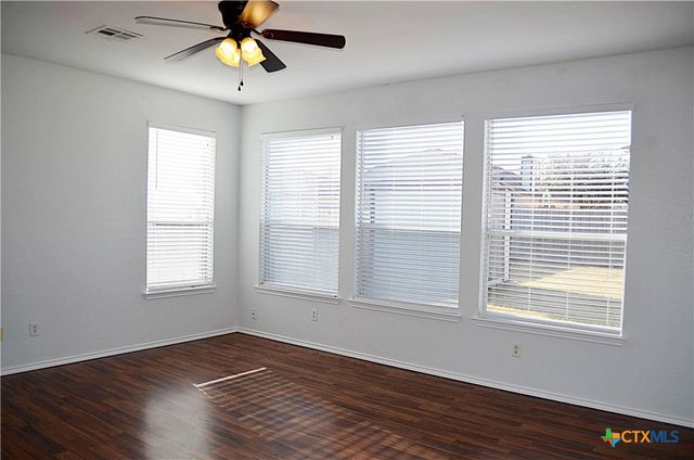 5000 Sydney Harbour Court, Killeen, TX 76549