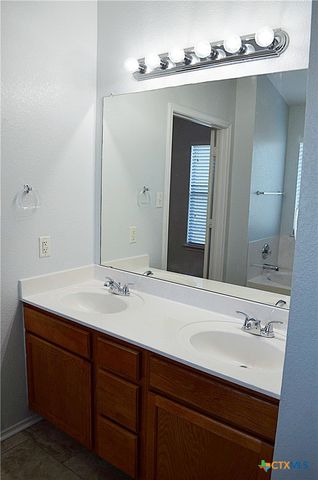 5000 Sydney Harbour Court, Killeen, TX 76549