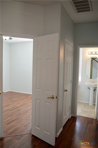 5000 Sydney Harbour Court, Killeen, TX 76549