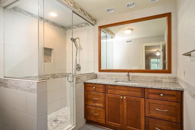 558 Emory Oaks Way, Decatur, GA 30033