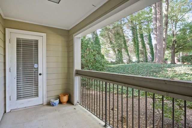 558 Emory Oaks Way, Decatur, GA 30033