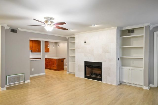 558 Emory Oaks Way, Decatur, GA 30033