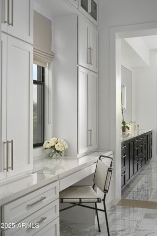 9913 E WINTER SUN Drive, Scottsdale, AZ 85262