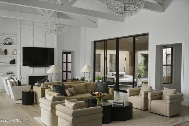 9913 E WINTER SUN Drive, Scottsdale, AZ 85262